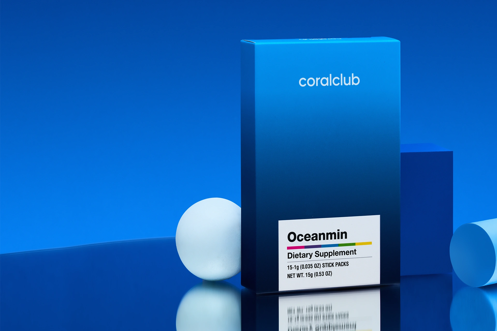 Convenient packaging format of Oceanmin in a lifestyle setting